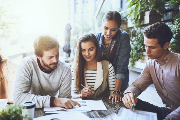 istock Doing business out in the open 869231878