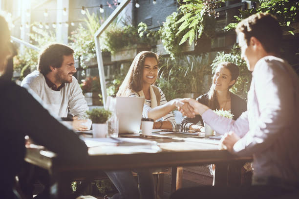 istock To be the best, join with the best 869234396