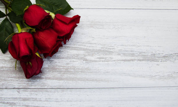 istock Bouquet of red  roses 869270724