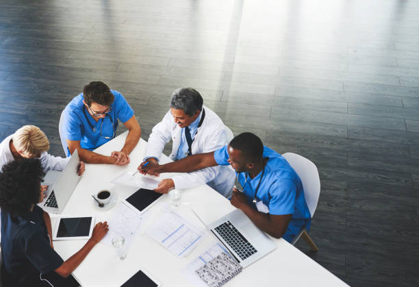 istock It’s a meeting of great medical minds 869288032