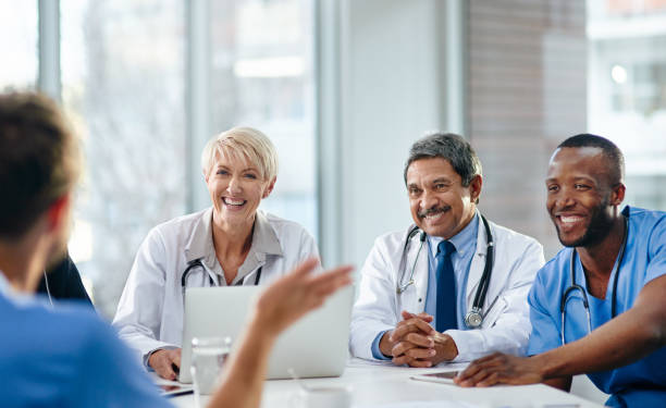 istock Teaming up to bring quality healthcare 869290314