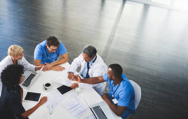 istock Collaborating to bring you top quality care 869290382