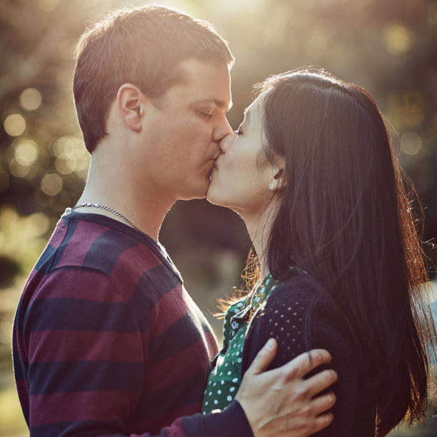 istock Kiss each other like there's no tomorrow 869295064