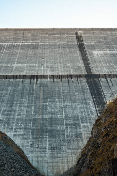 Grand Dixence dam in Switzerland is with 285m the tallest gravity dam in the world Grand Dixence dam in Switzerland is with 285m the tallest gravity dam in the world grand dixence stock pictures, royalty-free photos & images