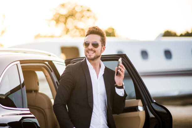 istock Man at the airport 869331288