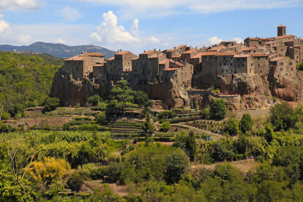 istock medieval village Pitigliano, Tuscany, Italy 869355930