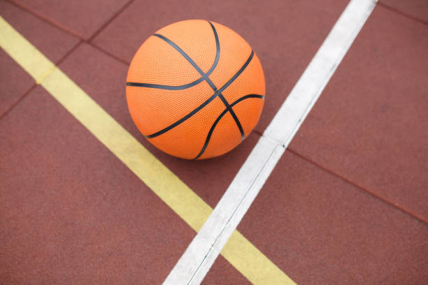 istock Basketball is on the court 869371162