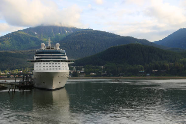 istock Cruise ship in Alaska port 869374854