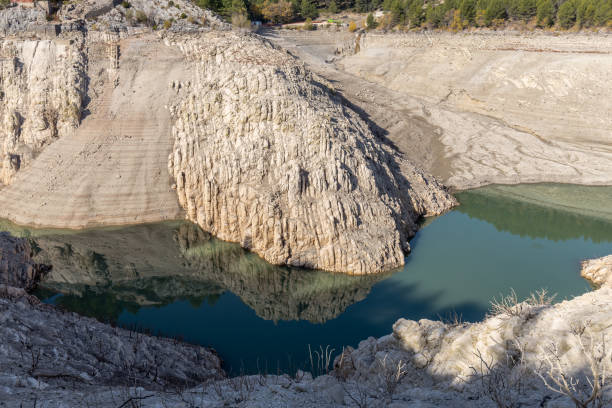 istock artificial lake Bimont emptied due to work on the hydro dam 869437482