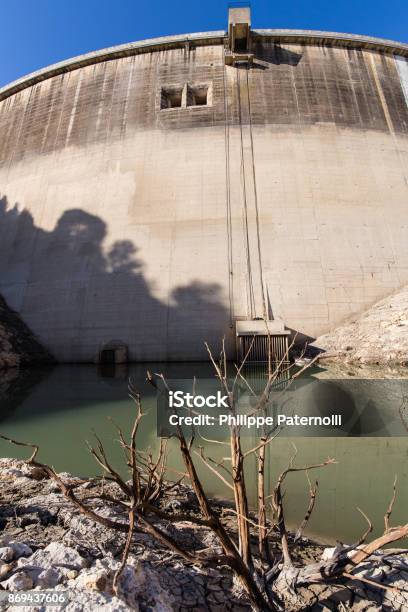Work On The Hydroelectric Dam At Bimont Stock Photo - Download Image Now - Built Structure, Business Finance and Industry, Concrete