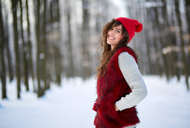 istock Young woman, winter portrait 869444362