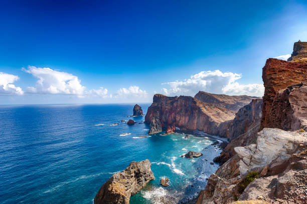 ponta de são lourenço • madeira küste - atlantic coast stock-fotos und bilder