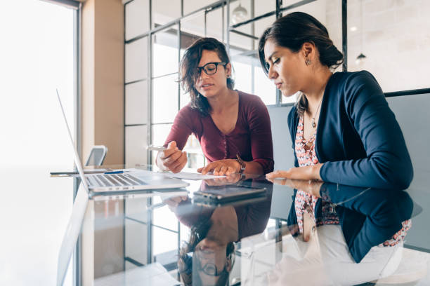 istock One-to-one business meeting 869493306