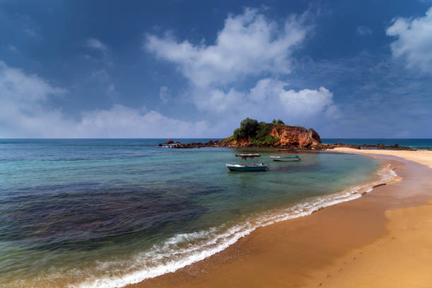 istock Parrot Rock Mirissa Beach Mirissa Sri Lanka 869499196