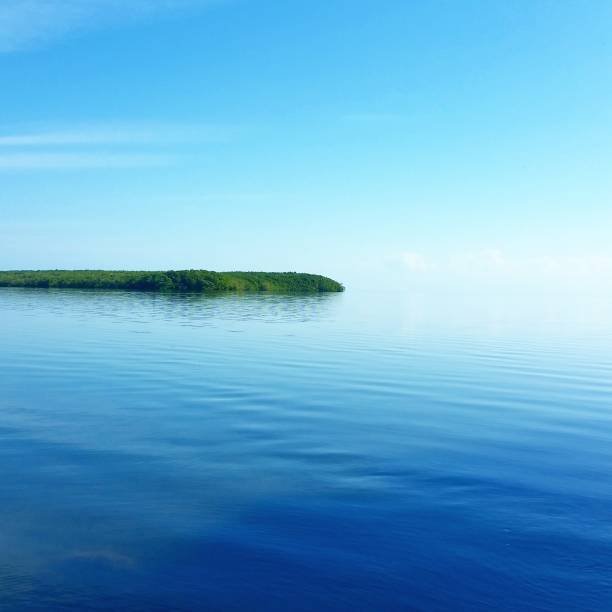 istock Scenic Blue Biscayne Bay National Park Water Florida 869570816
