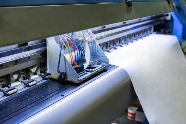 istock Inkjet print head color working on vinyl banner 869606532