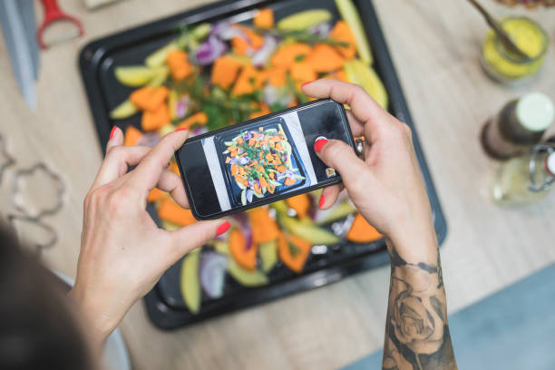 istock Food selfie of vegetables 869706248