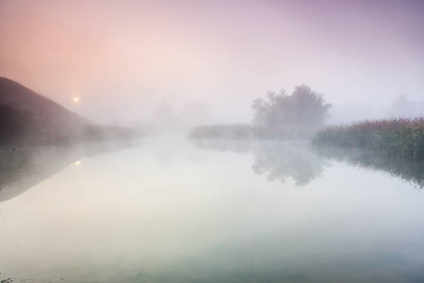 istock Lake in the morning 869750518