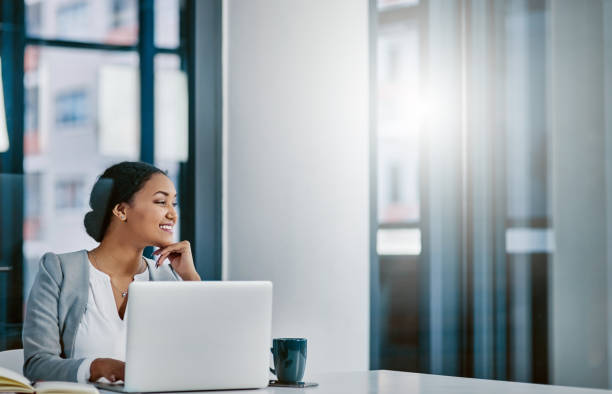 istock She's a creative spark in a corporate world 869757288