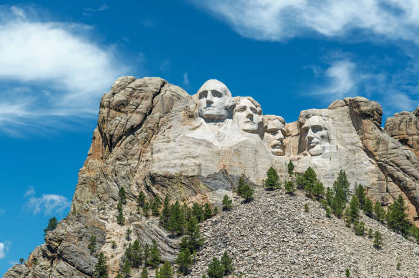 Mount Rushmore Close Up Close up landscape of the Mount Rushmore National Monument in the Black Hills region, South Dakota, USA. mt rushmore national monument stock pictures, royalty-free photos & images