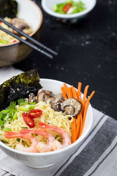 istock Asian noodles with shrimp 869796990