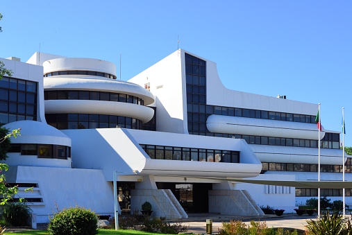 Albufeira, Algarve, Portugal: city hall building - Albufeira municipality