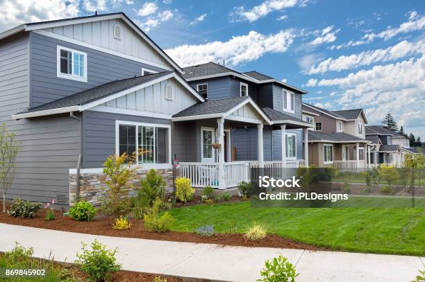 Tract Homes In New Subdivision In North American Suburb Usa Stock Photo - Download Image Now