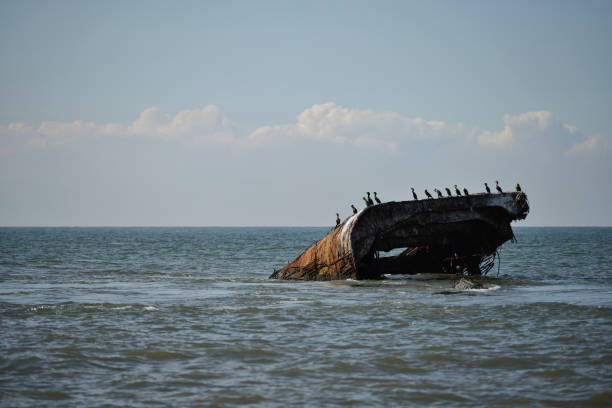 istock Shipwreck SS SS Atlantus, Concrete Ship in Cape May, New Jersey, USA 869873028
