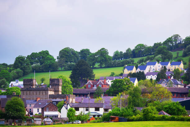 views from the three shires way footpath at yelden village bedfordhire
