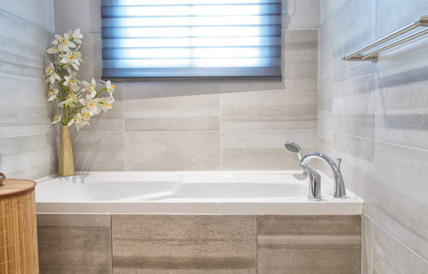 istock Modern bathroom in luxury house 869923018