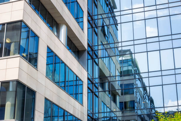 istock Glass facade of the modern office building 870000614