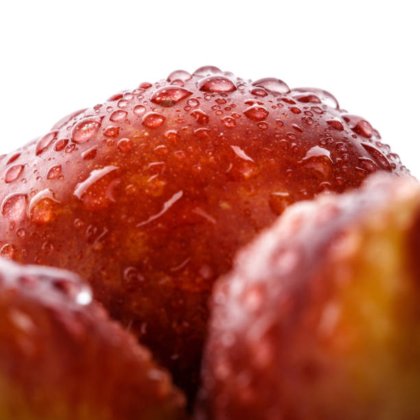 Fresh peaches with water drops. Close up, macro foto
