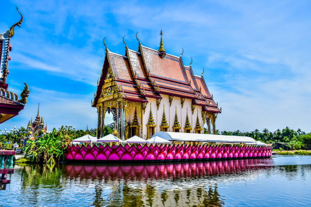 istock Plai Laem temple, a popular buddhist temple on Samui island 870030284