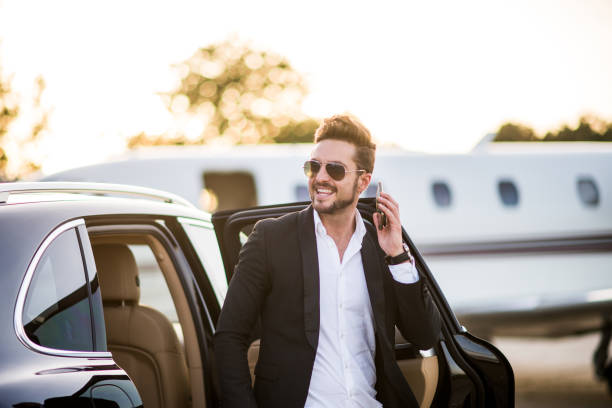 istock Man at the airport 870035262