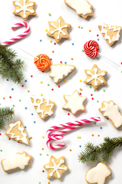istock Christmas background gingerbread gingerbread, star, christmas tree, spice isolate on white background. 870083484