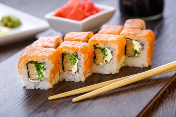 istock Philadelphia roll sushi with salmon 870161648