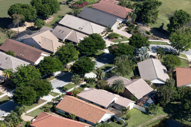 istock Living in Florida 870268338
