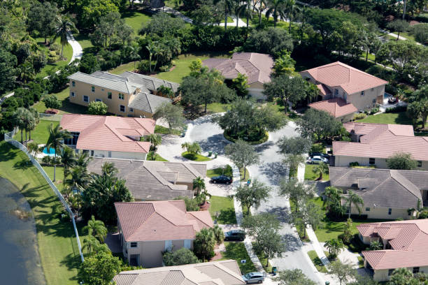 istock Living in Florida 870274010