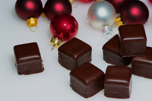 istock Dominoes and Christmas tree balls for Christmas 870280690