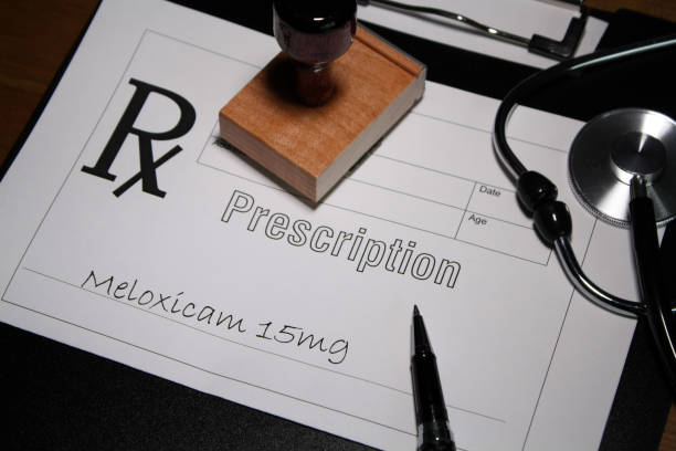 istock nonsteroidal anti-inflammatory drug 870293604