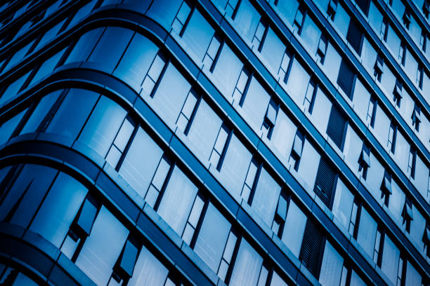 istock Facade of modern building 870307042