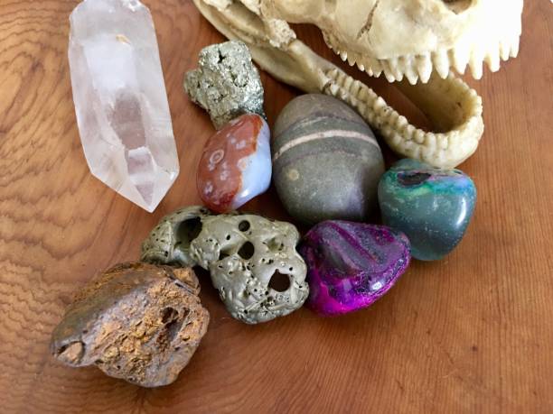 istock Rocks, Crystals and Gemstones with Dinosaur 870361614