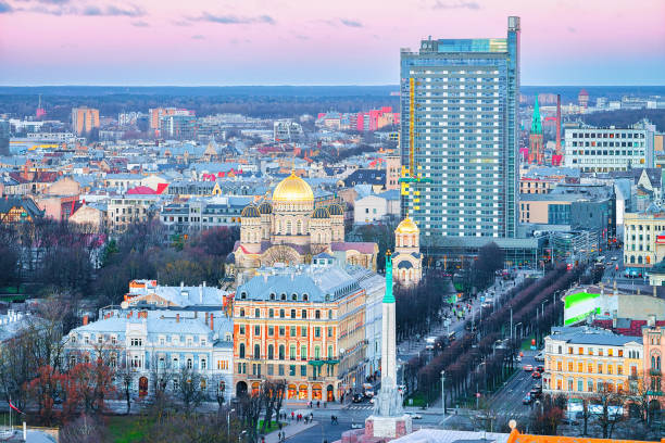 istock Riga Old Town with Nativity Church at sunset 870420076