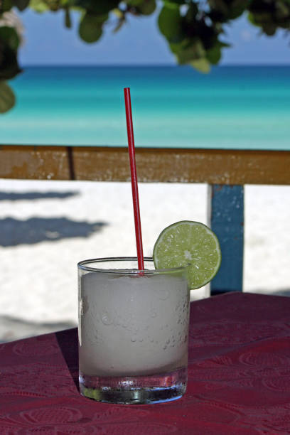 istock Glass of Daiquiri, Cuba 870435210