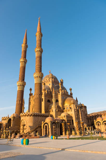 istock aBeautiful Mosque in Sharm El Sheikh 870484598