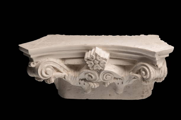 istock plaster graceful decorations on the columns 870531770