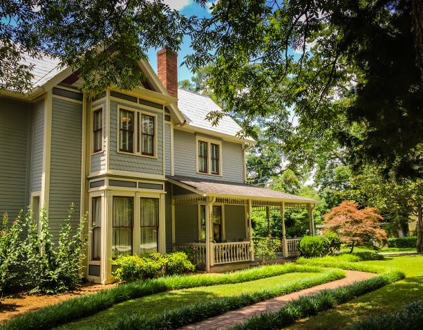 ジョージア州の美しい南ビクトリア朝の家の例。