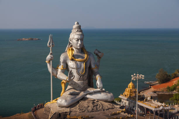 istock Lord Shiva statue at Murudeshwar Karnataka India 870572362
