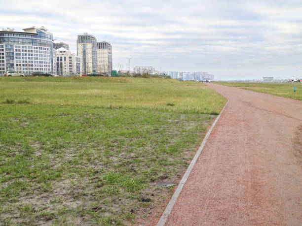 istock city quarter on the coast 870575394