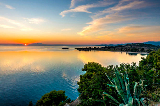 istock Sunset view in Halkidiki, Greece 870589216